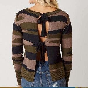 Daytrip Camo / Camouflage Open Back Tie Sweater